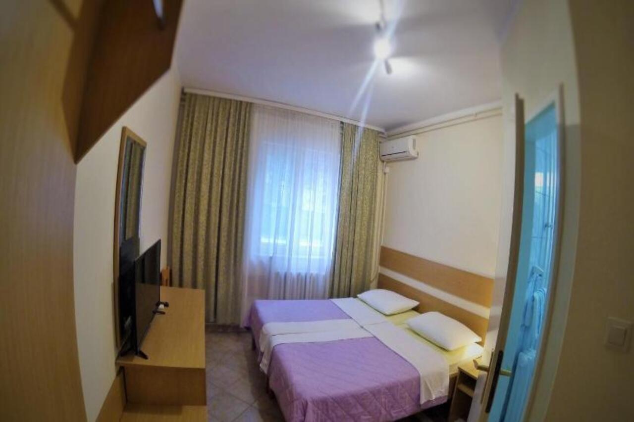 B&B Villa Evandjelina Sremska Kamenica Bagian luar foto