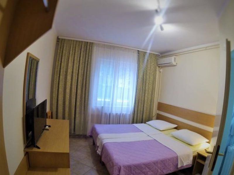 B&B Villa Evandjelina Sremska Kamenica Bagian luar foto